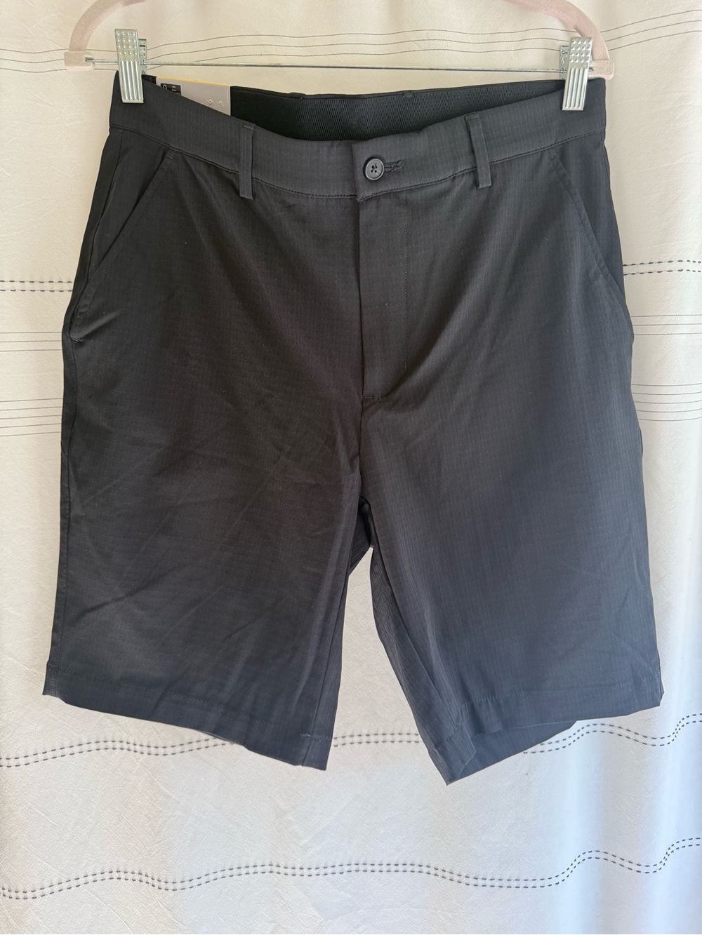Greg Norman Golf Shorts Men’s 32 Black NWT